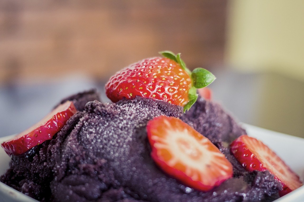 acai, strawberry, ice cream-3345495.jpg